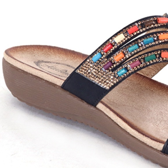 NEW! Italiana Black Boho Beaded Open Toe Wedge Sandal - Picture 3 of 3